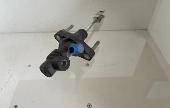 Toyota Corolla Verso AR10 Clutch master cylinder