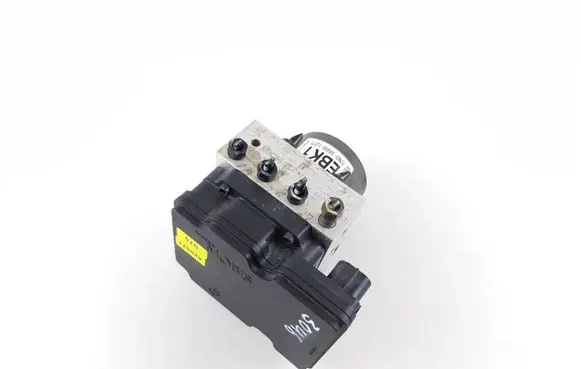 Hyundai i20 (GB IB) ABS Pump 589001J275 1J58920900 589101J275