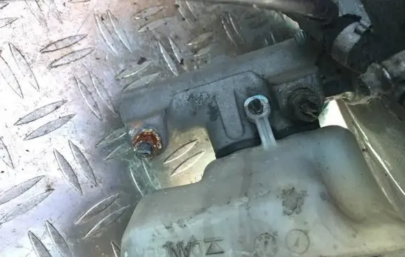 Peugeot 406 Master brake cylinder