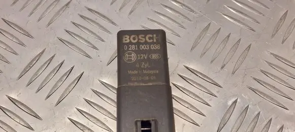 Skoda Rapid (NH) Glow plug pre-heat relay 0281003038