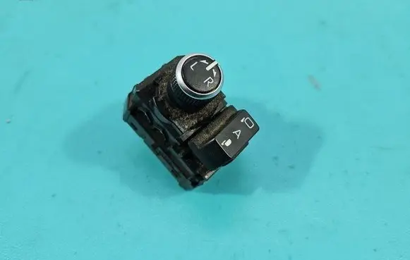 Electric window control switch