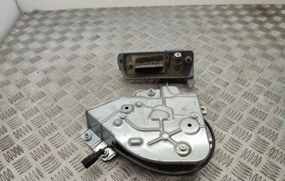 Volkswagen Caddy Loading door lock 2K5827201C 2K0827565J