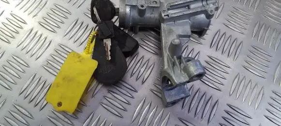 Mitsubishi Space Runner Ignition lock 337193