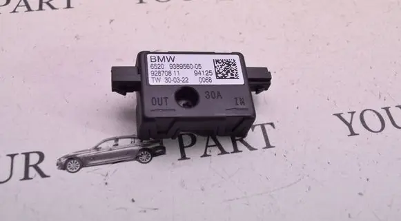 BMW X3 G01 Aerial antenna amplifier 9389560