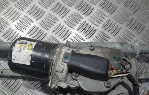 Peugeot 406 Wiper motor