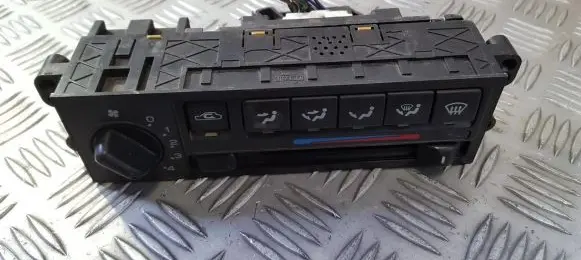 Nissan Primera Climate control unit d9908976902 d99089769-02