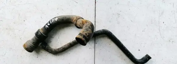 Audi A4 S4 B5 8D Engine coolant pipe/hose 8D0121055G