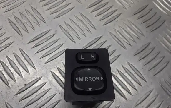 Toyota Corolla Verso E121 Wing mirror switch 183574