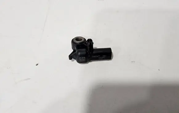 Alfa Romeo Giulia Airbag deployment crash/impact sensor 51943477