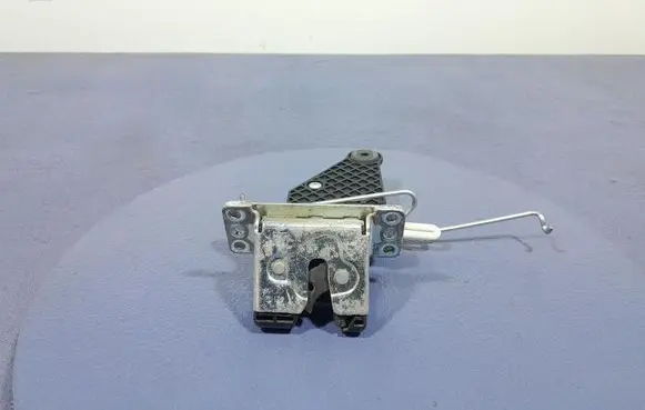 Opel Meriva A Tailgate/trunk/boot lock/catch/latch 