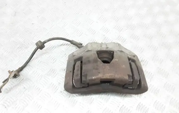 Volvo XC90 Front brake caliper 30657307
