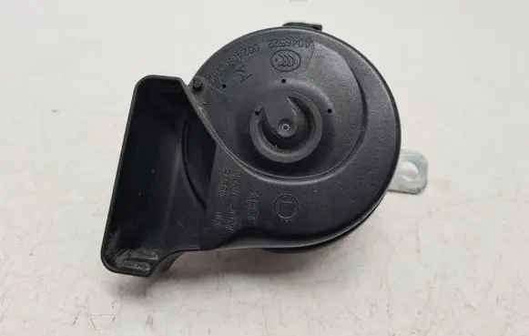 Skoda Fabia Mk3 (NJ) Horn signal 6Q0951107 E355307