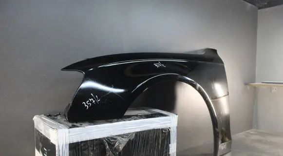 Audi A4 S4 B8 8K Fender mounting bracket 