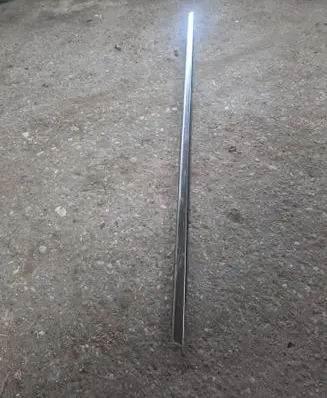 Volkswagen PASSAT B7 Front door glass trim molding 3C4837475D