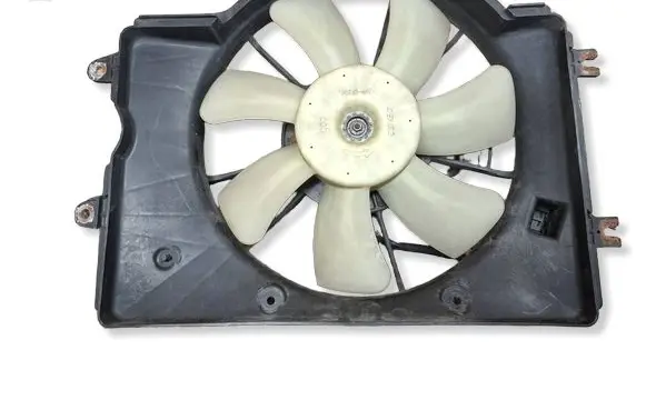 Honda CR-V Electric radiator cooling fan 