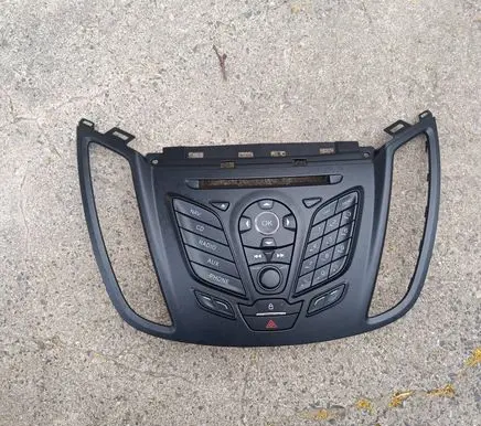 Ford Kuga II Head unit multimedia control DV4T18K811CA 331447000 8745EC16