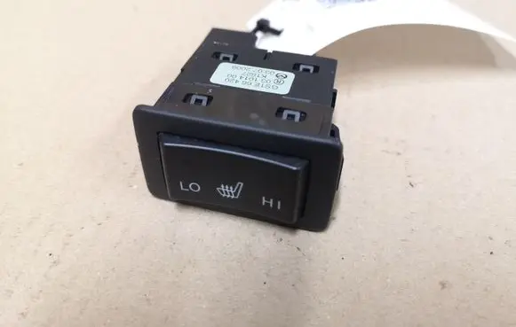Mazda 6 Seat heating switch GS1E66420 K1827