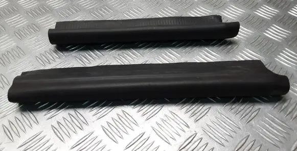 Land Rover Range Rover L405 Engine compartment rubber 