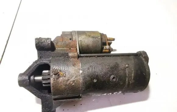 Citroen Xsara Starter motor D7R12