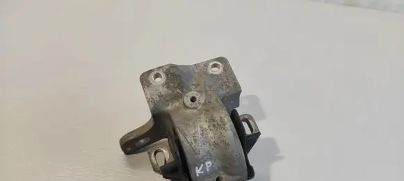 Engine mount bracket