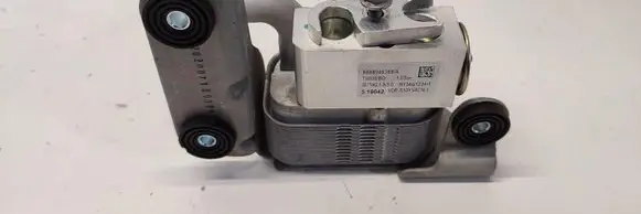 Volvo XC40 Air conditioning (A/C) expansion valve 32260322