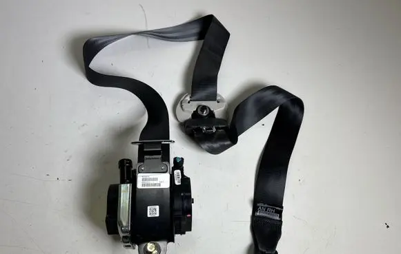 Subaru Outback (BT) Front seatbelt 6432290VHB