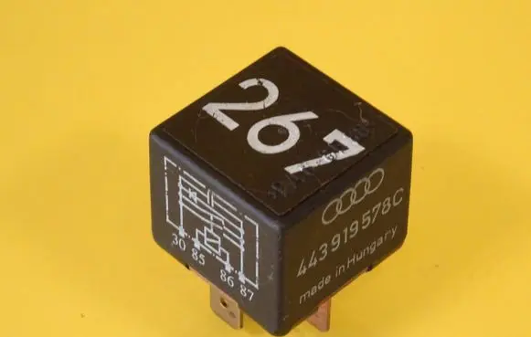Audi A6 S6 C5 4B Other relay 443919578C