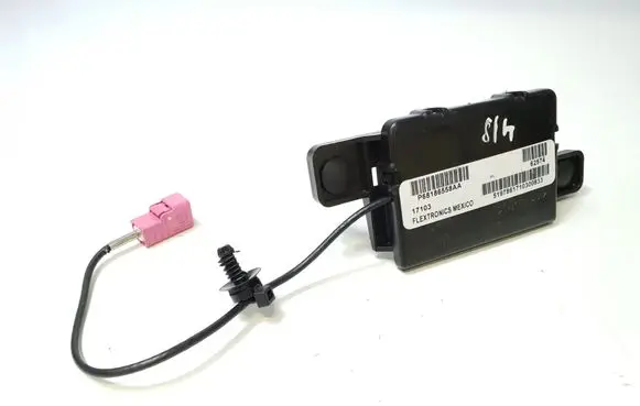Chrysler Pacifica Keyless system antenna 68186558AA 68144668AB