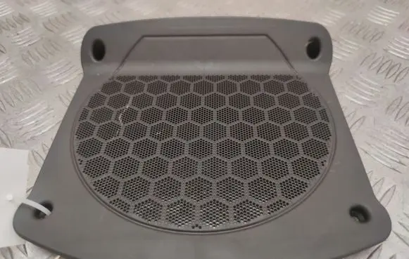 BMW 3 G20 G21 Subwoofer grill/trim 2622658