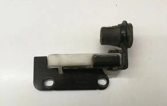 Volkswagen Caddy Sliding door check strap stopper 2K0843414A