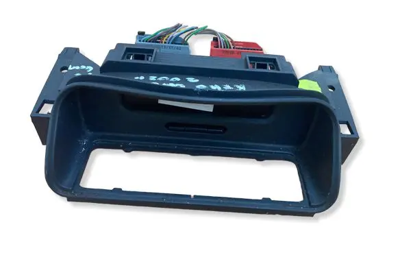 Renault Clio II Screen/display/small screen 8200028364A