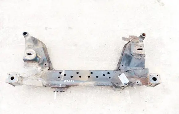 Infiniti FX Front subframe