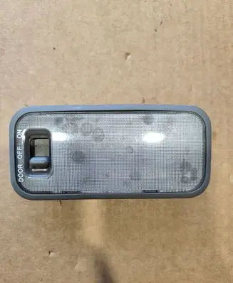 Toyota Land Cruiser (J120) Front door interior light 