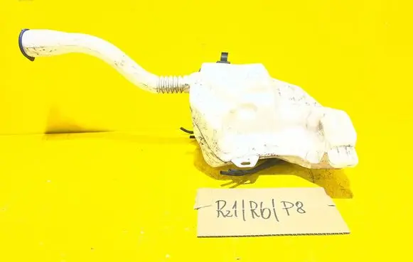 Peugeot 3008 I Windshield washer fluid reservoir/tank 9685005780