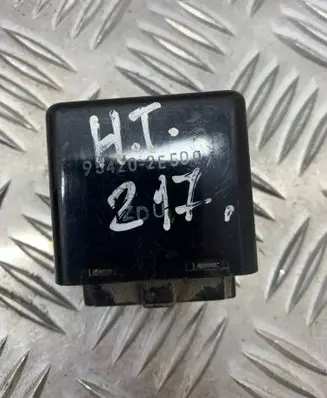Hyundai Tucson JM Other relay 954202E500