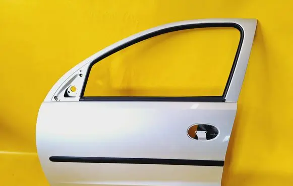 Opel Corsa C Front door