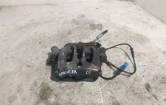 Mercedes-Benz Sprinter W906 Front brake caliper 928907