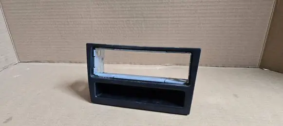 Suzuki Ignis Dashboard storage box/compartment 