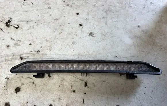 Opel Zafira A Third/center stoplight 90582025
