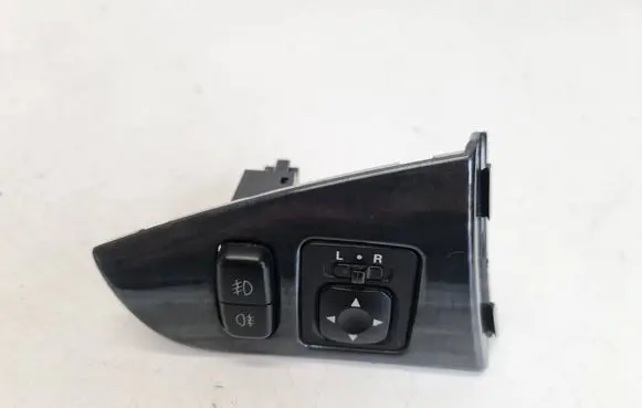 Mitsubishi Lancer Wing mirror switch MR506517