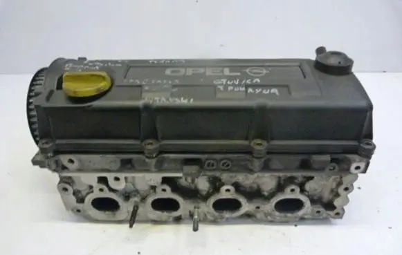 Opel Astra G Engine head 
