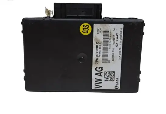 Volkswagen Touareg II Gateway control module 7P6907530C 7P6907530A