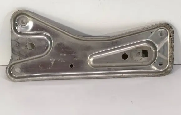Porsche Taycan 9J1 Other under body part 9J1407129E 23723