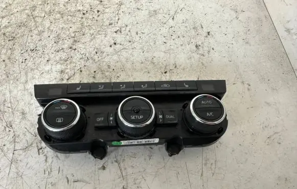 Skoda Octavia Mk3 (5E) Climate control unit 5E0907044F