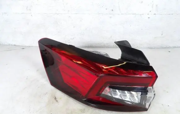 Rear/tail lights