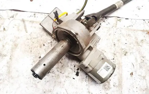 Opel Corsa D Power steering pump 11213105 26117867 1121310526117867