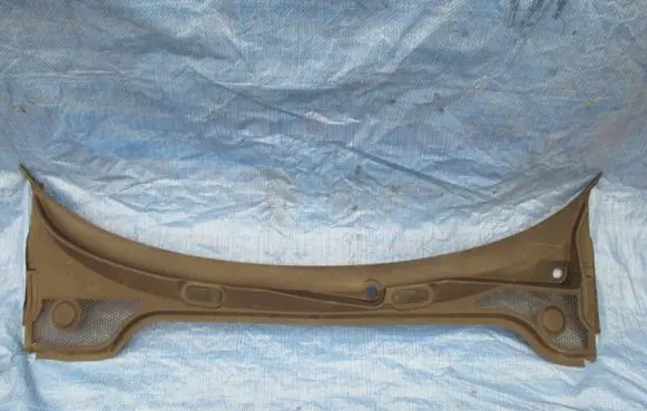 Audi A3 S3 8P Wiper trim 8P1819415E