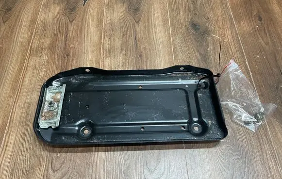 Mercedes-Benz SL AMG R129 Battery box tray 1298900063 A1298900063