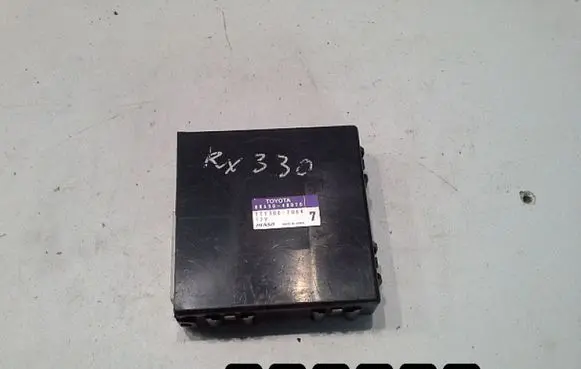 Lexus RX 330 - 350 - 400H Engine control unit/module 88650-48070