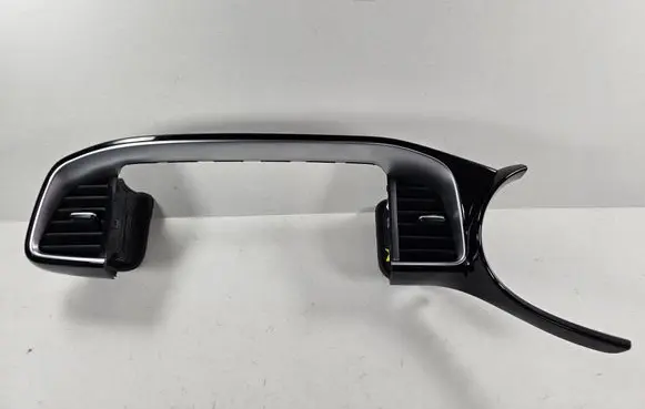 Nissan Qashqai Dash center air vent grill 84740J7AB